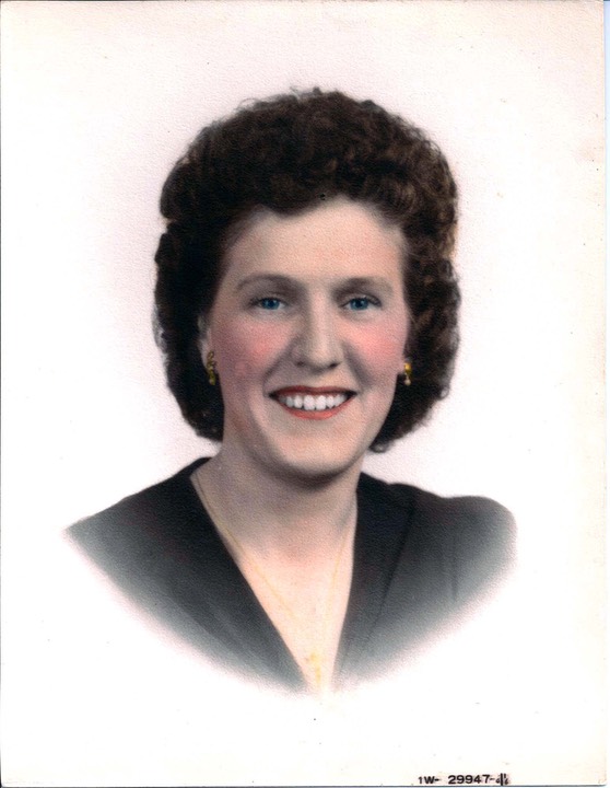 Picture551 (Ruth) Mom